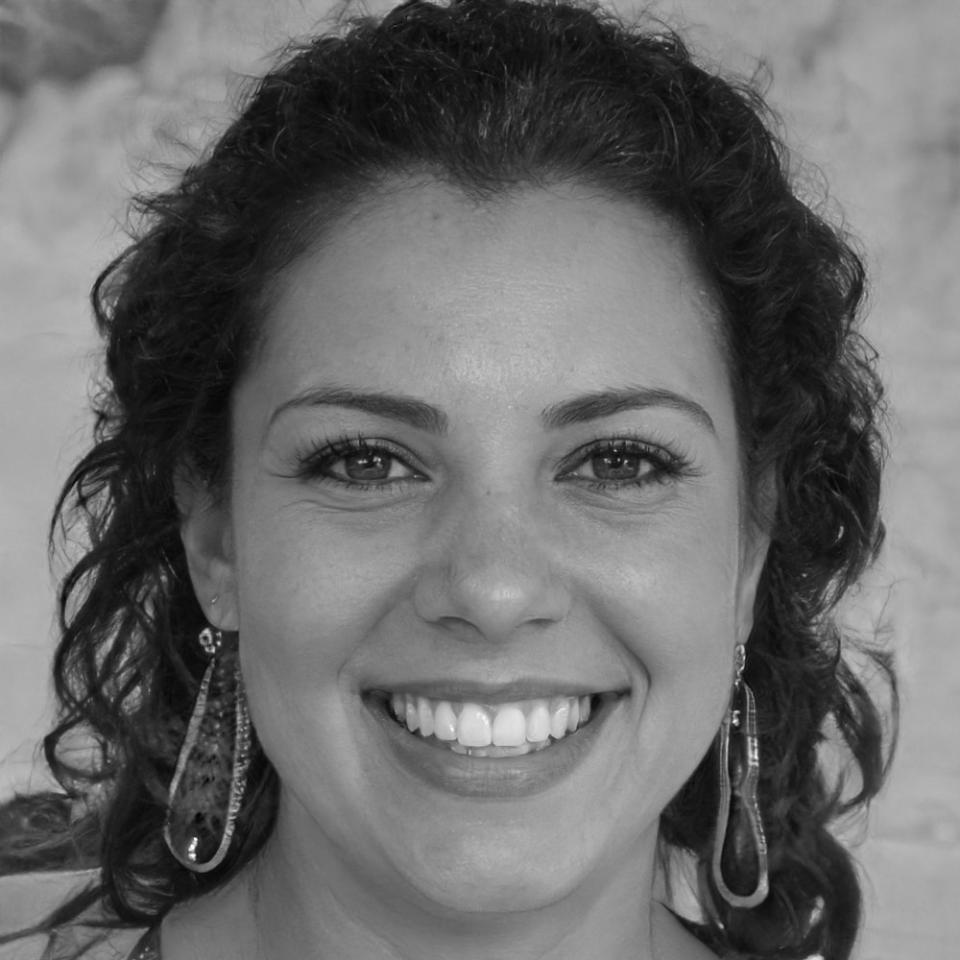 Retrato profesional de Lucía Montes